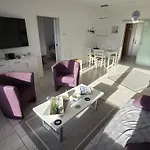 With 2 Bedrooms *