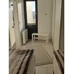 With 2 Bedrooms Casa vacanze