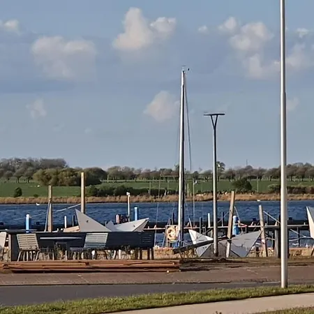 Dom wakacyjny With 2 Bedrooms Fehmarn